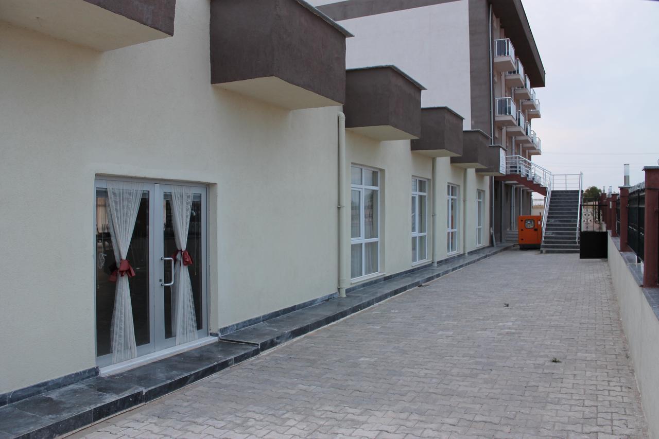 Akpinar Hotel Altintas Bagian luar foto