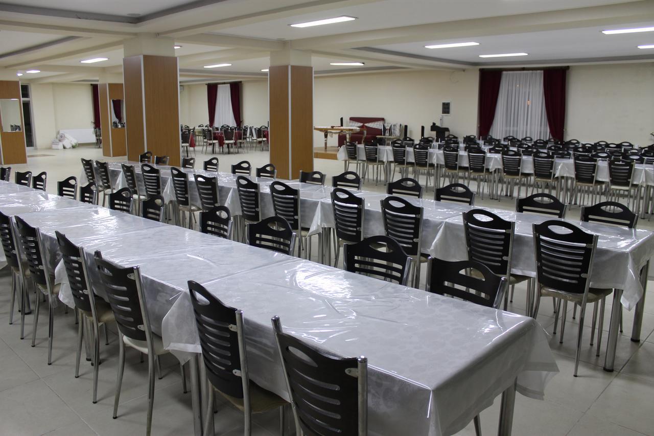 Akpinar Hotel Altintas Bagian luar foto