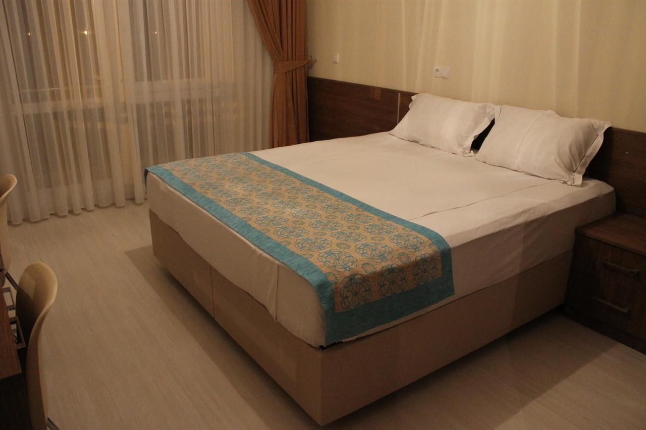 Akpinar Hotel Altintas Bagian luar foto