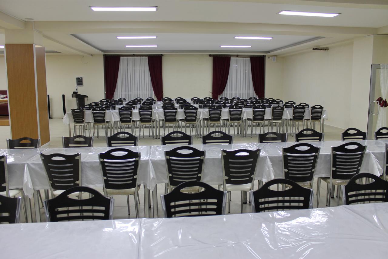 Akpinar Hotel Altintas Bagian luar foto