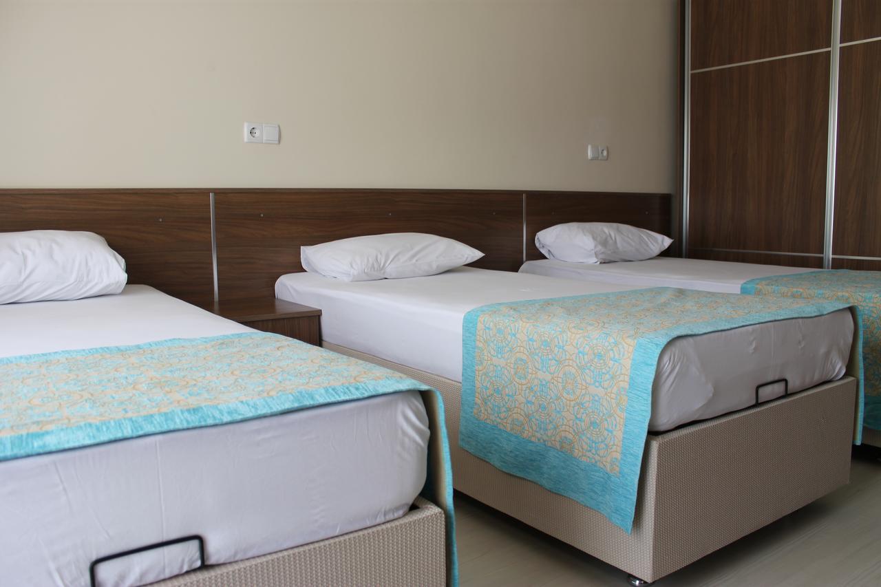 Akpinar Hotel Altintas Bagian luar foto